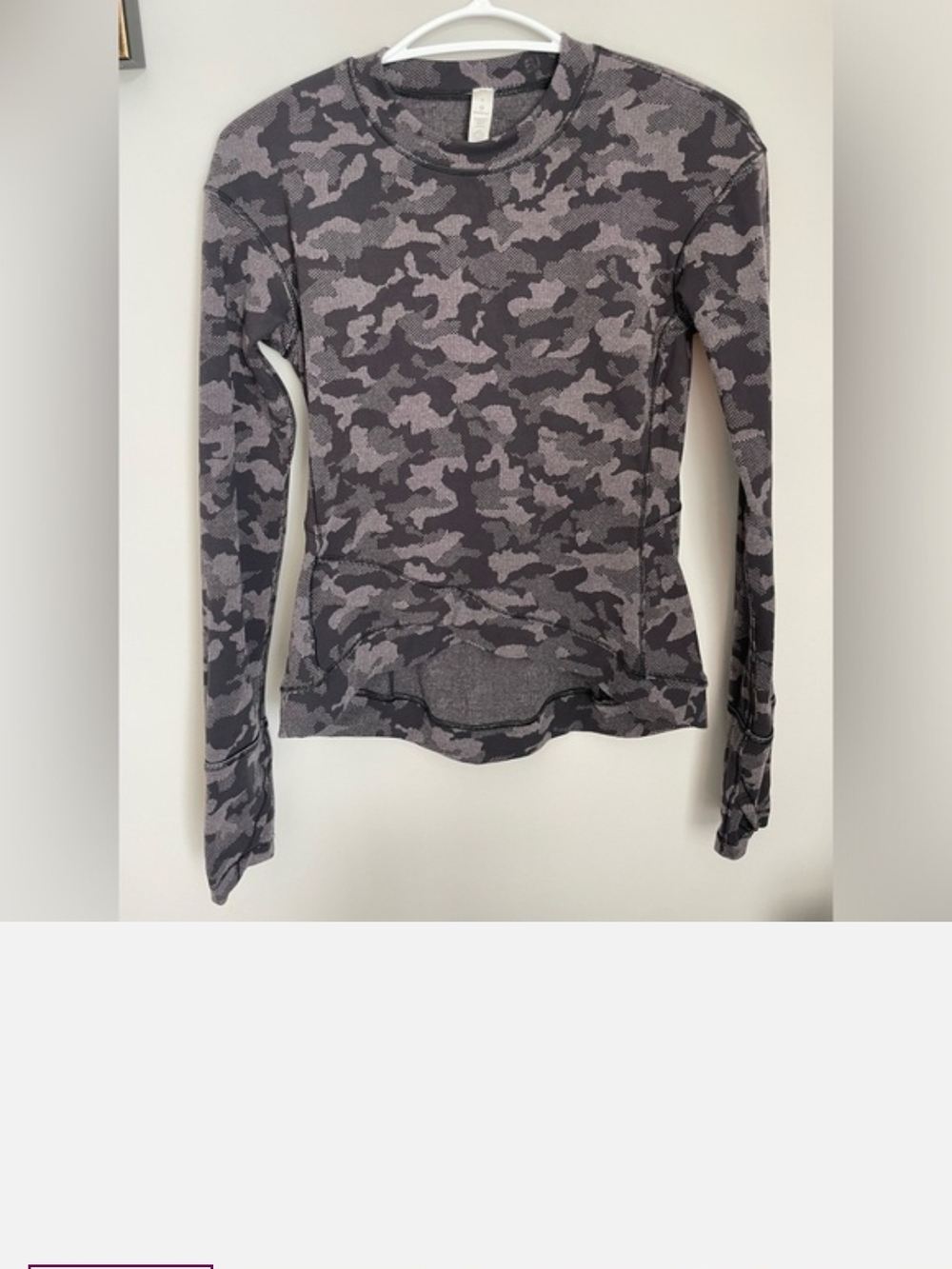 Lululemon Size 6 Camo Long Sleeve Crewneck Top